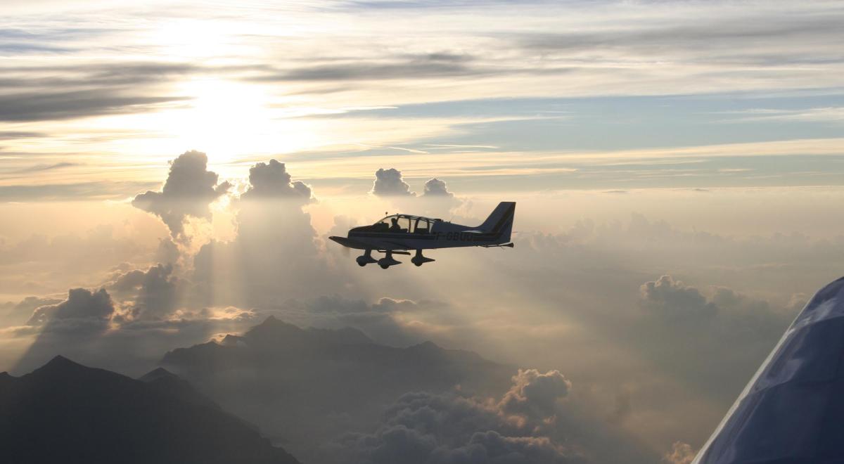 Centre de vol à voile de l'Ubaye : bâptemes en avion - Centre de vol à voile de l'Ubaye : bâptemes en avion
