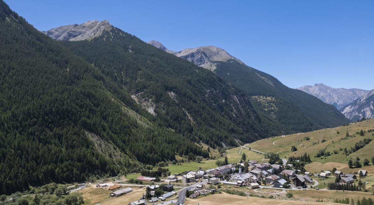 Un tour en Italie - Village de Larche