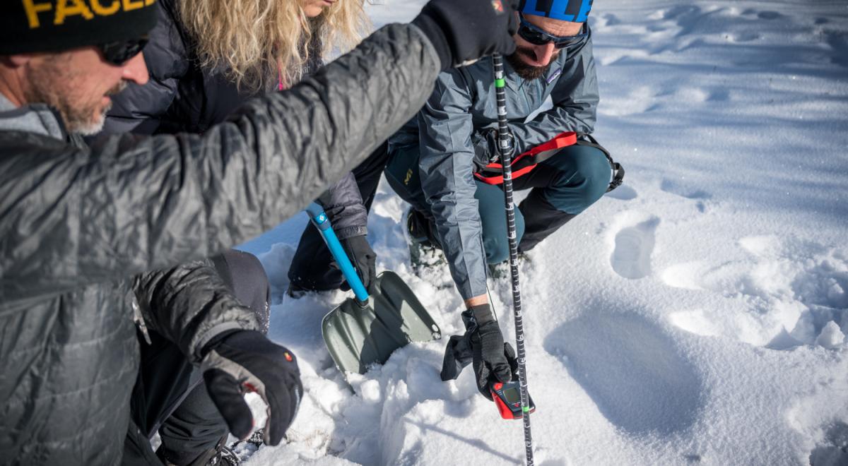 Aventure &amp; Altitude - Escape Avalanche - Aventure &amp; Altitude - Escape Avalanche