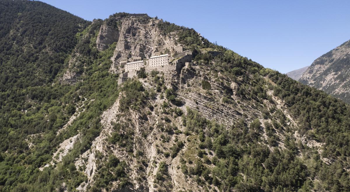 Ubaye - Pays du Viso en 6 jours (GRP®) : La frontière fortifiée - Fort de Tournoux