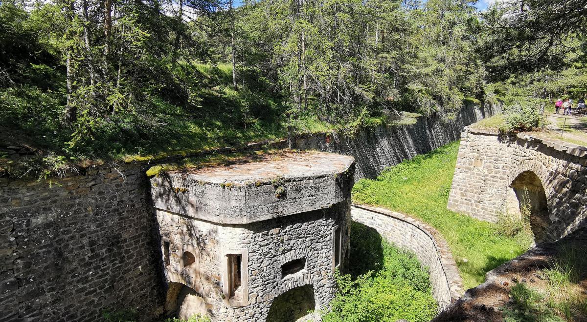 Forteresse de Tournoux - Batterie des Caurres - Forteresse de Tournoux - Batterie des Caurres