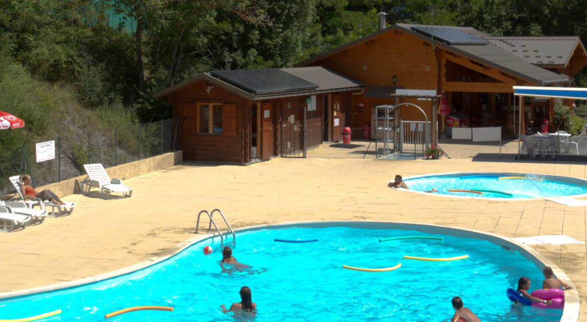 Camping "Le Fontarache"