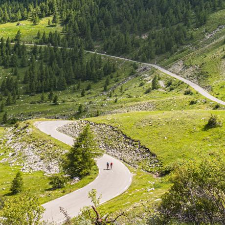 Col de la Cayolle à vélo - Cyclistes sur le col de la Cayolle