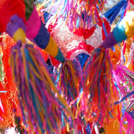 Atelier fabrication Piñatas - Piñatas mexicaines