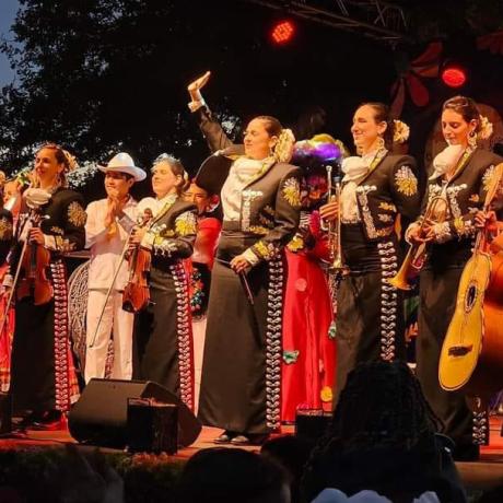Concert Mariachi Las Arrieras - Fêtes Latino-Mexicaines_Barcelonnette