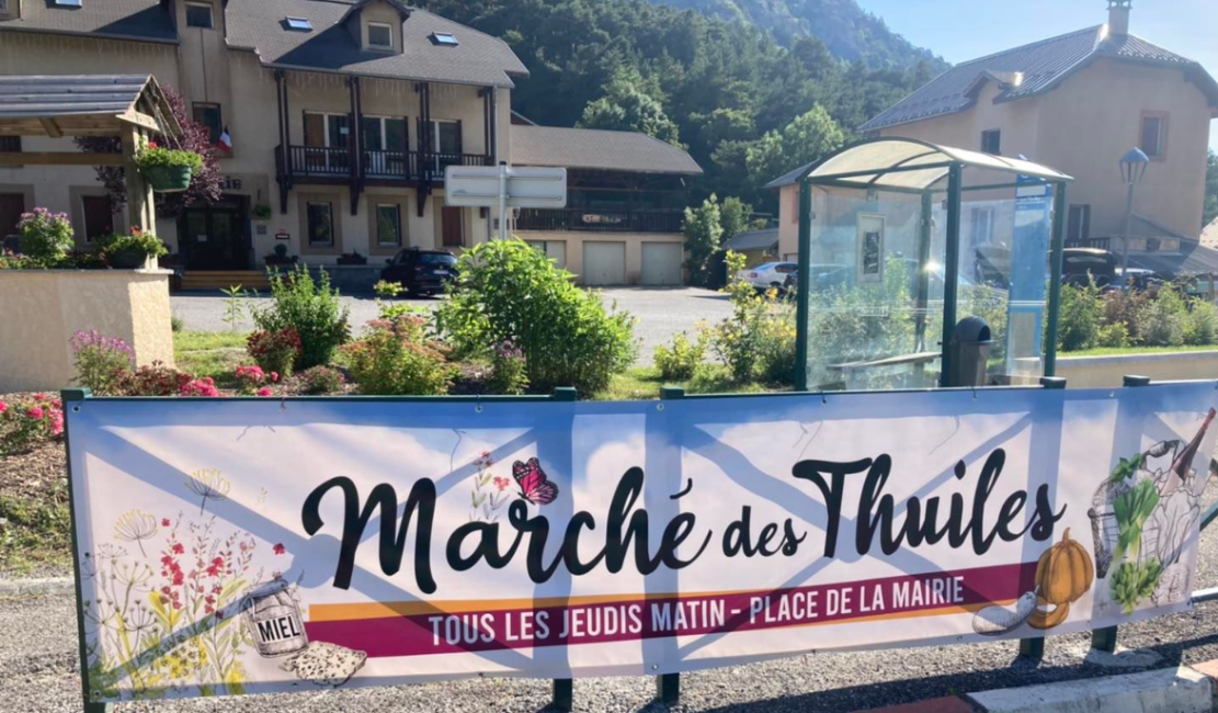 Marché des Thuiles